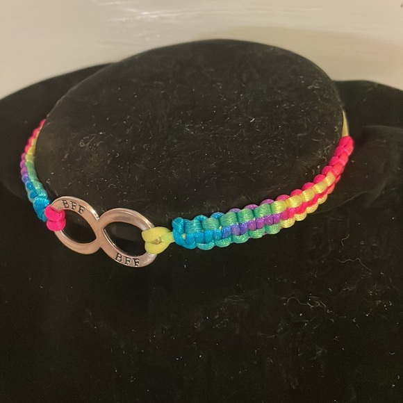 12” adjustable woven necklace w/best friends forever BFF silver tone pendant - Picture 5 of 13